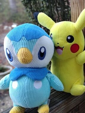 Pokemon Piplup & Pikachu 8" Plushie Set